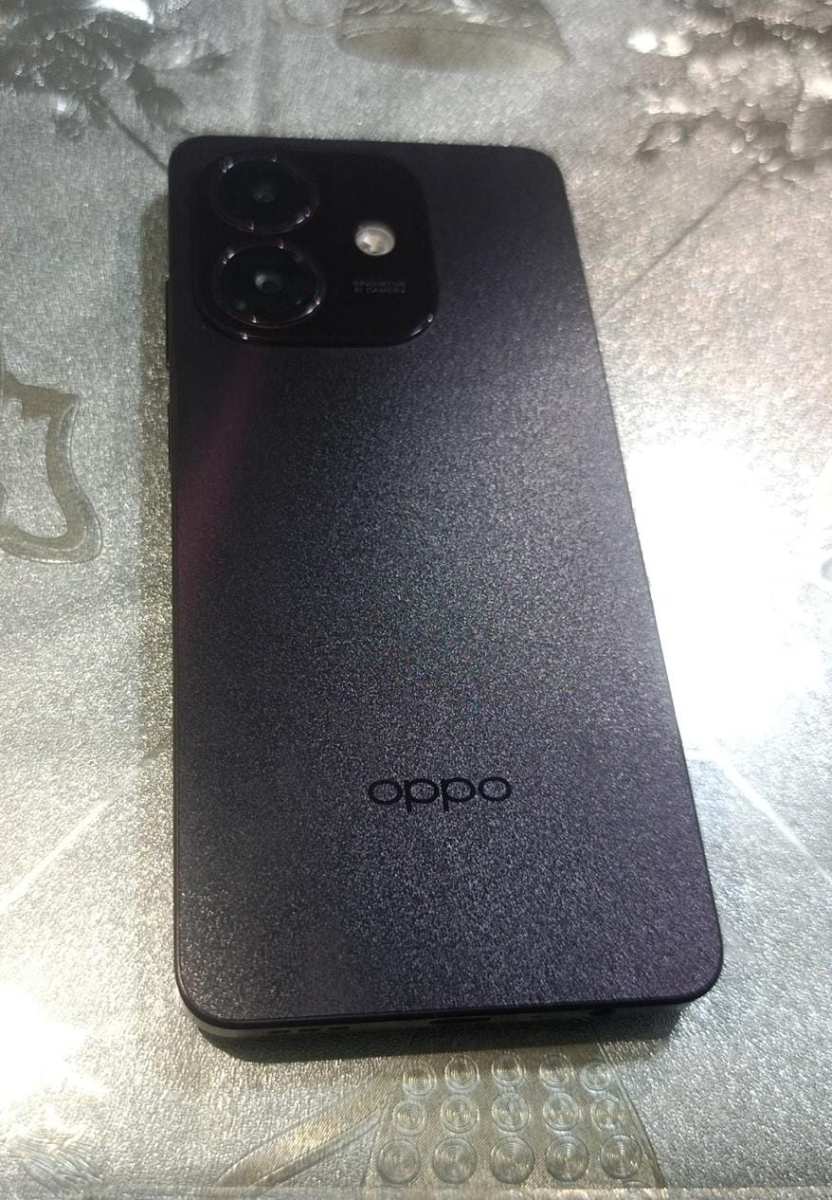 Foto 2 de Vendo OPPO A 20