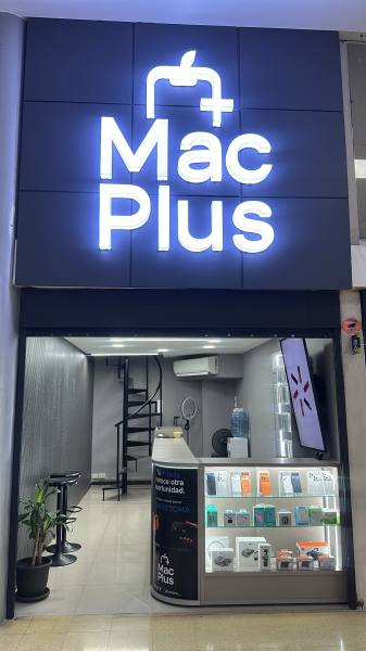 MAC PLUS MEDELLÍN SAS